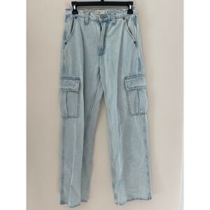 Abercrombie & Fitch Women's The Loose High Rise Light Wash Denim Cargo Pants‎